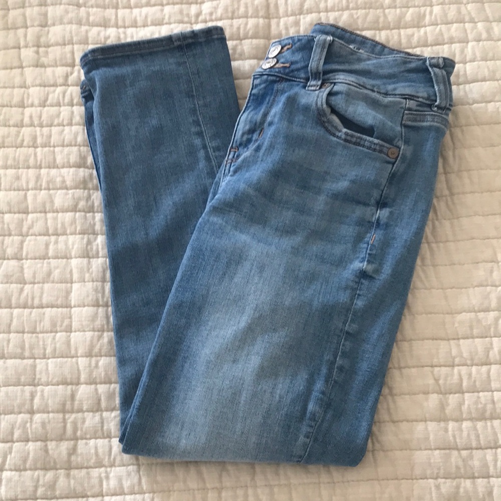 American Eagle artist crop denim jeans